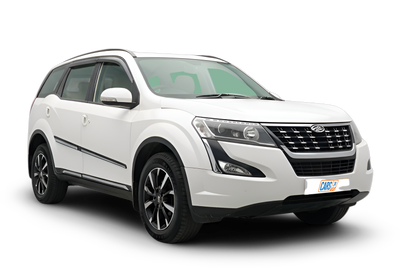 Mahindra XUV500-img
